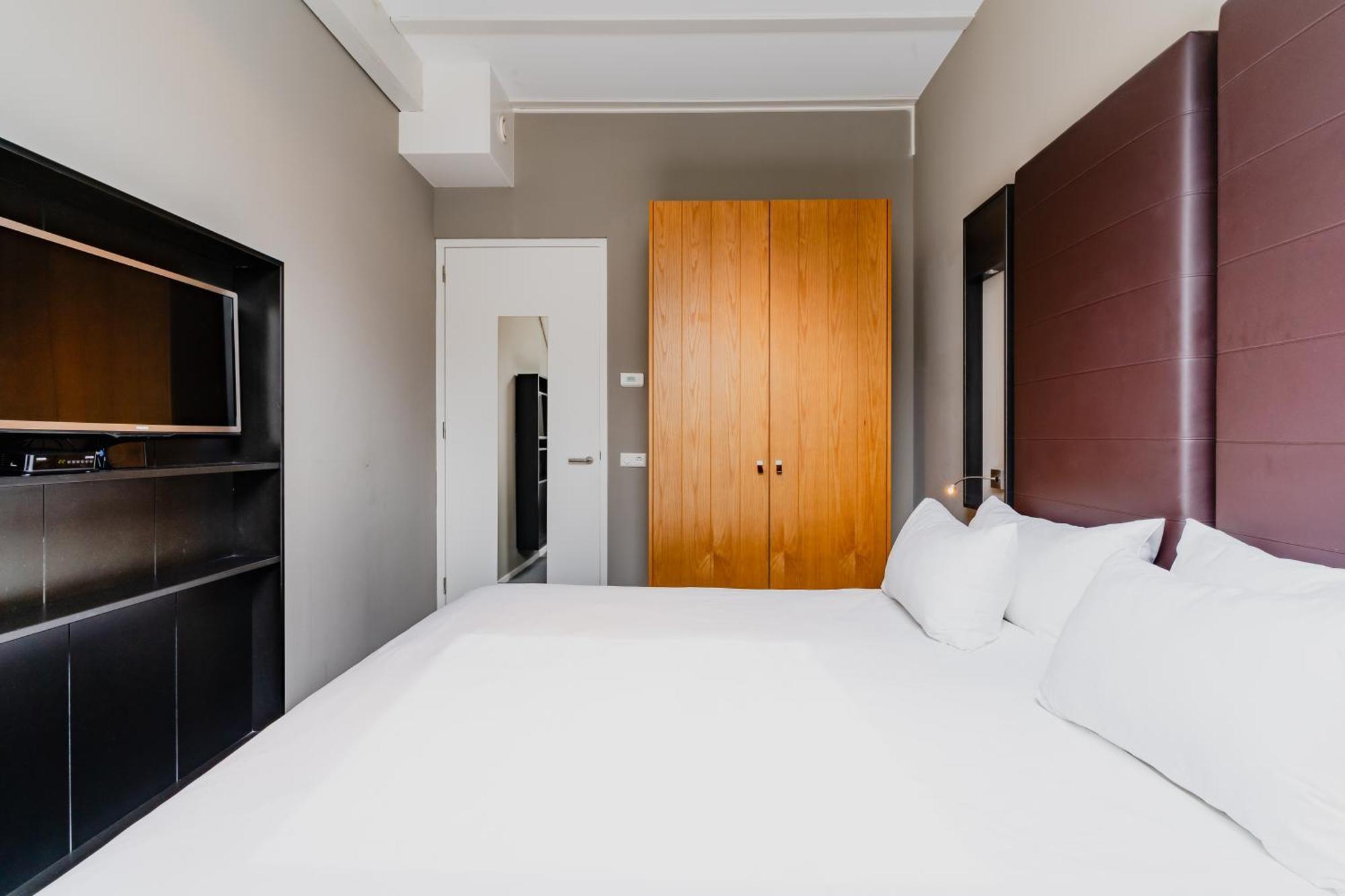 Apartments De Hallen Амстердам Номер фото