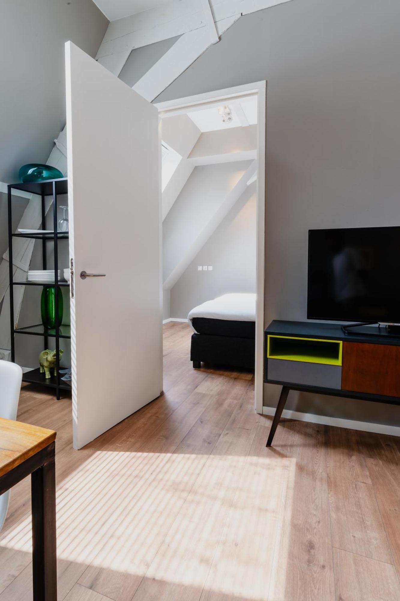 Apartments De Hallen Амстердам Номер фото